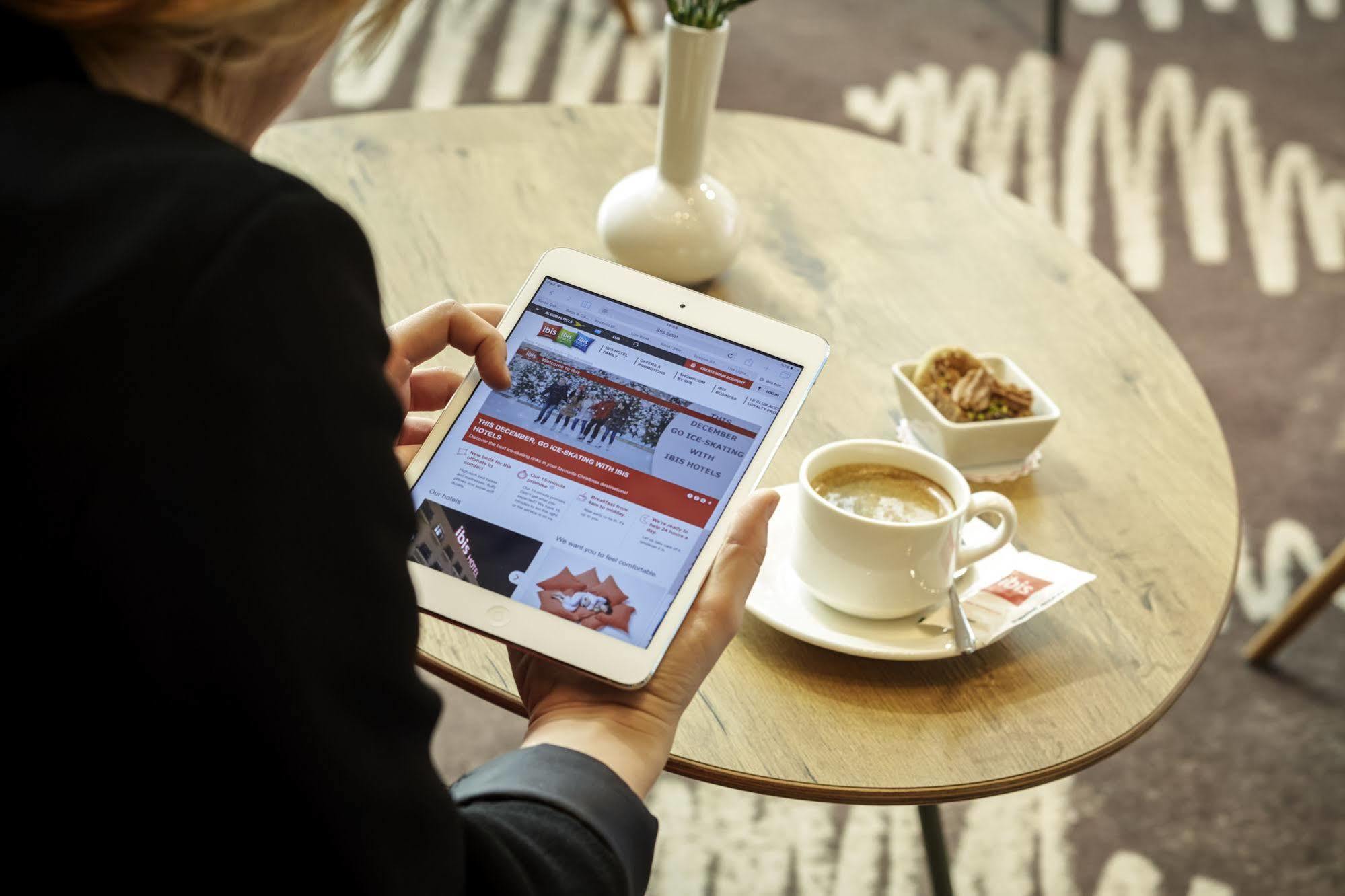 Hotel Ibis Lisboa Parque Das Nacoes Ngoại thất bức ảnh